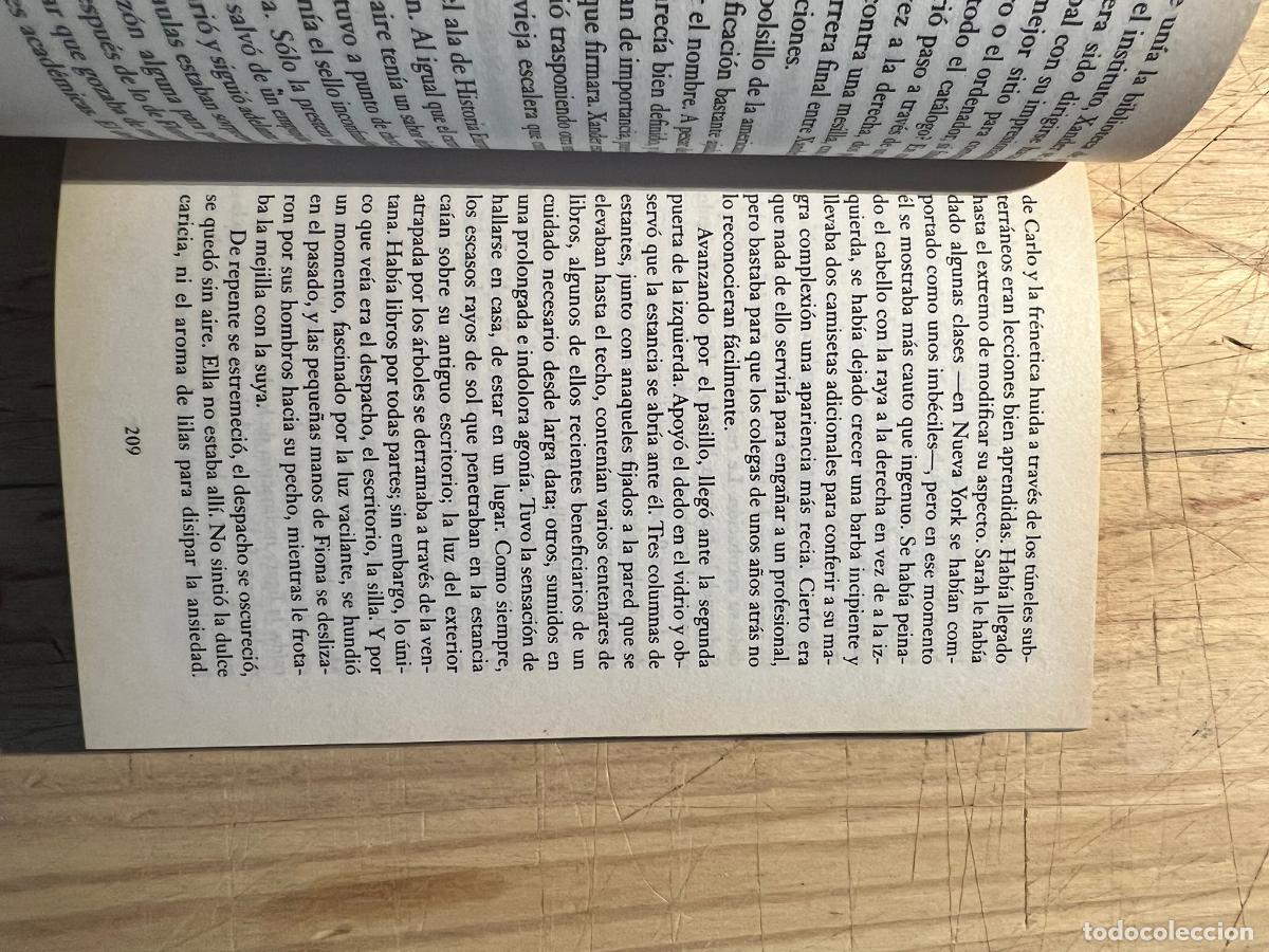 Libros de segunda mano: El se&ntilde;or del caos - Jonathan Rabb - Foto 3