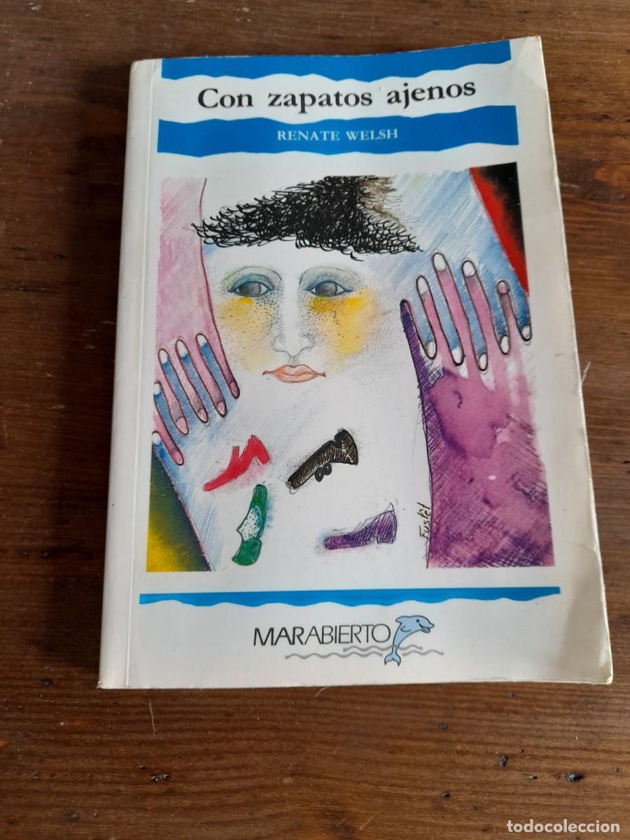 Libros de segunda mano: Libro Con zapatos ajenos Renate Welsh - Foto 1