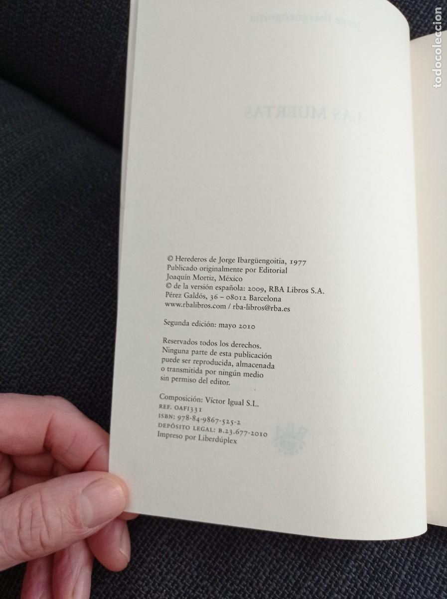 Libros de segunda mano: Libro Las muertas. Jorge Ibarg&uuml;engoitia. RBA 2010. - Foto 5