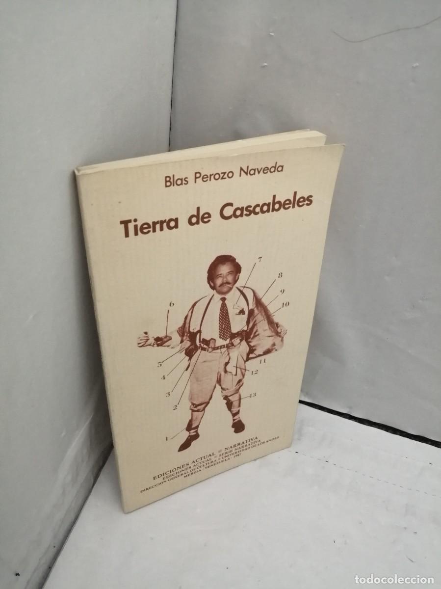 Libros de segunda mano: Tierra De Cascabeles (Primera edici&oacute;n) - Foto 3