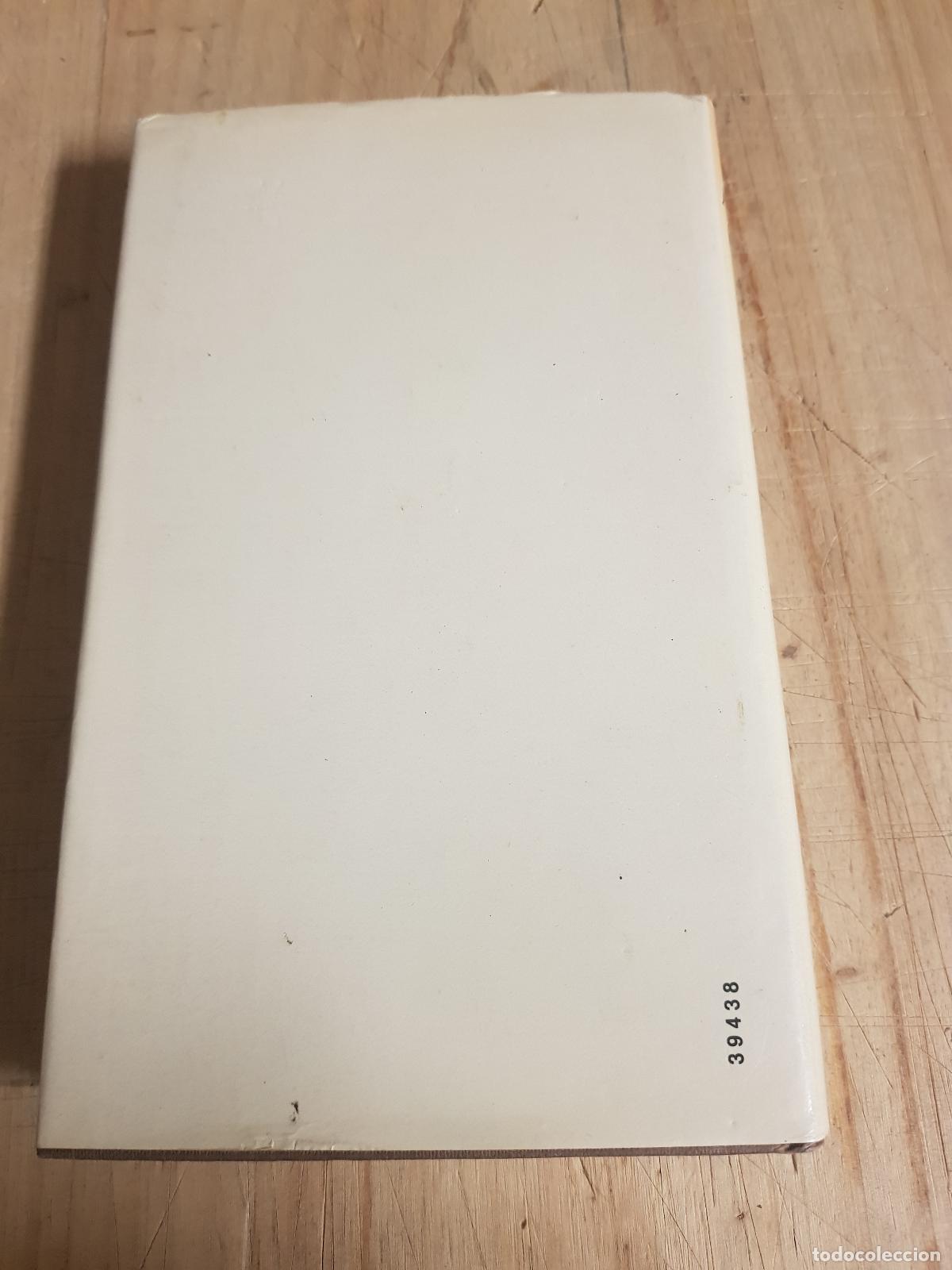 Libros de segunda mano: La casa de los espiritus - Isabel Allende - Foto 4