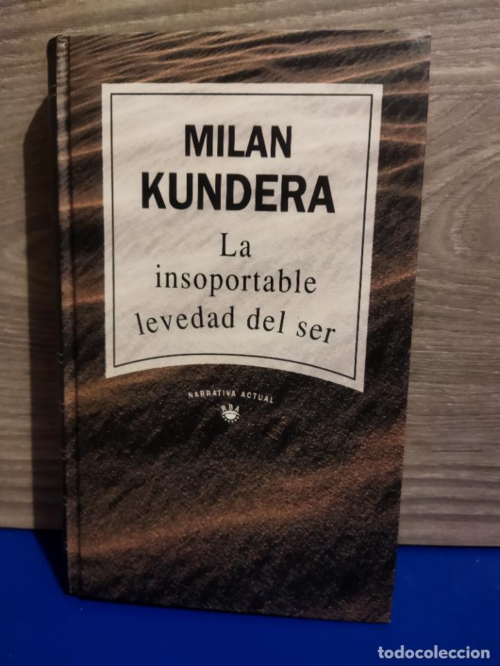 Libros de segunda mano: La insoportable levedad del ser - Foto 1