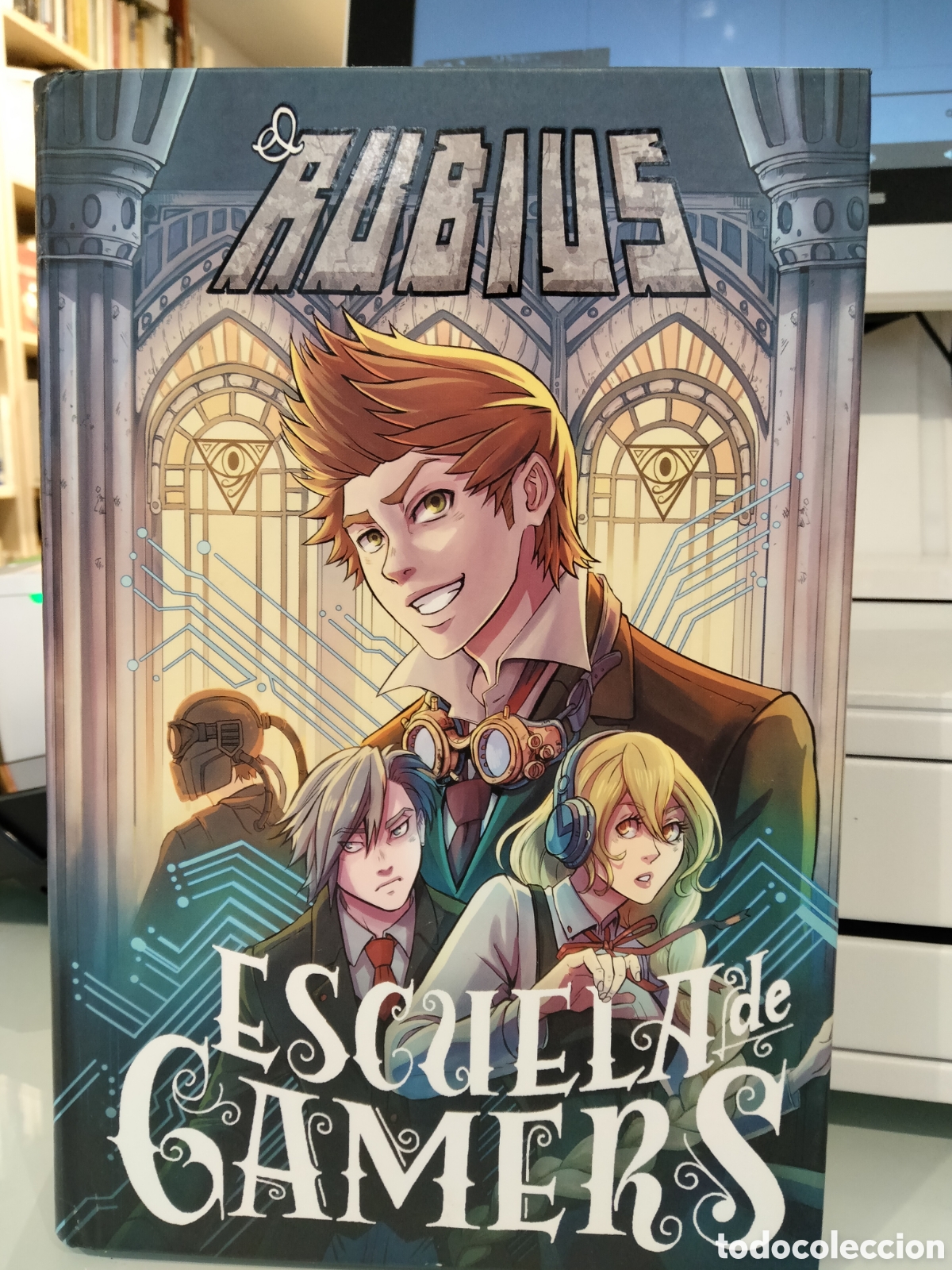 Libros de segunda mano: Escuela de Gamers - Foto 1