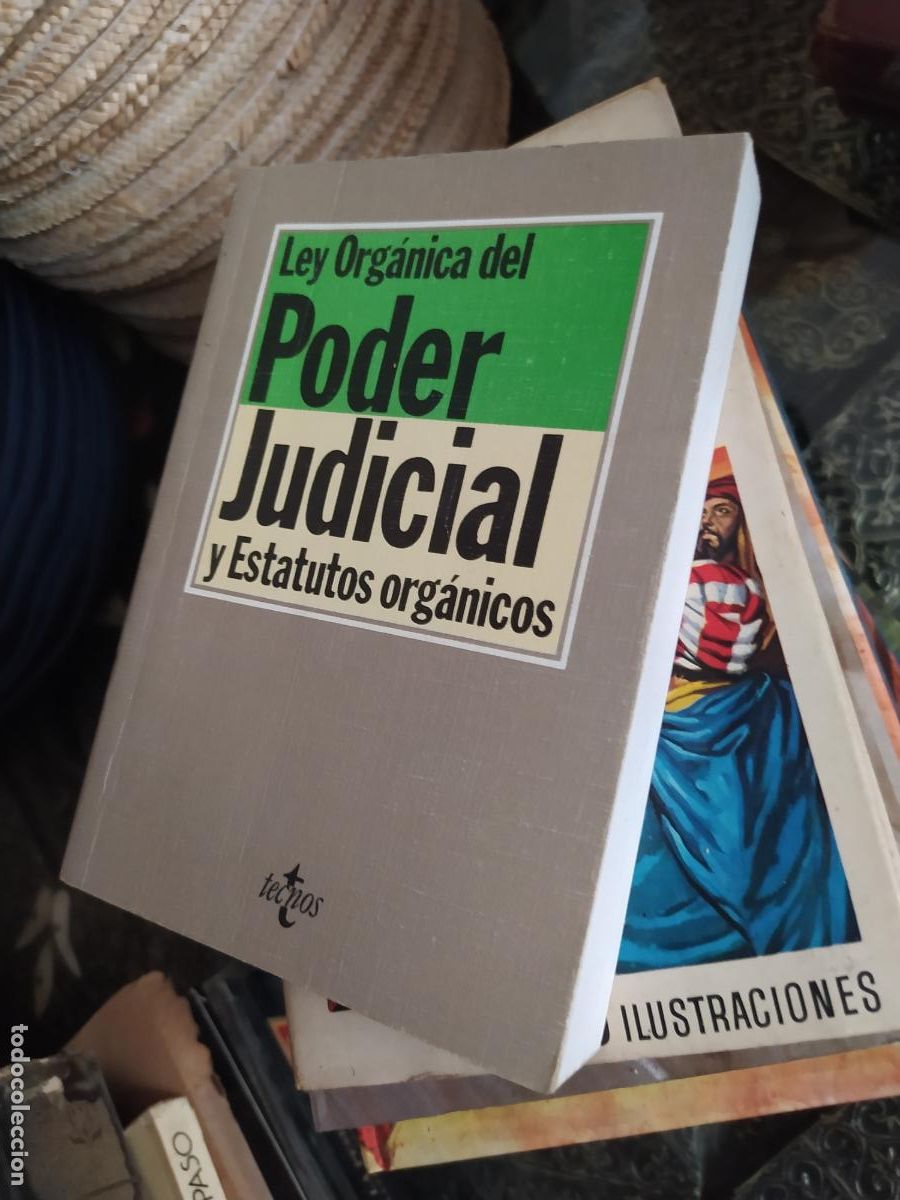 Gebrauchte B&uuml;cher: Ley Org&aacute;nica del Poder Judicial y Estatutos org&aacute;nicos. 8&ordm; Edici&oacute;n. 1993. L.9601-1321