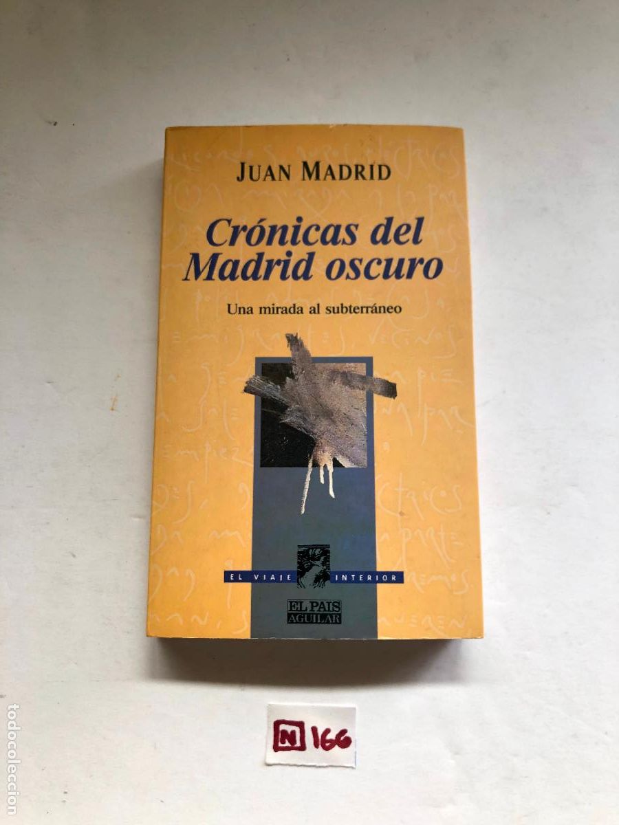 Libros de segunda mano: Cr&oacute;nicas del Madrid oscuro - Foto 1