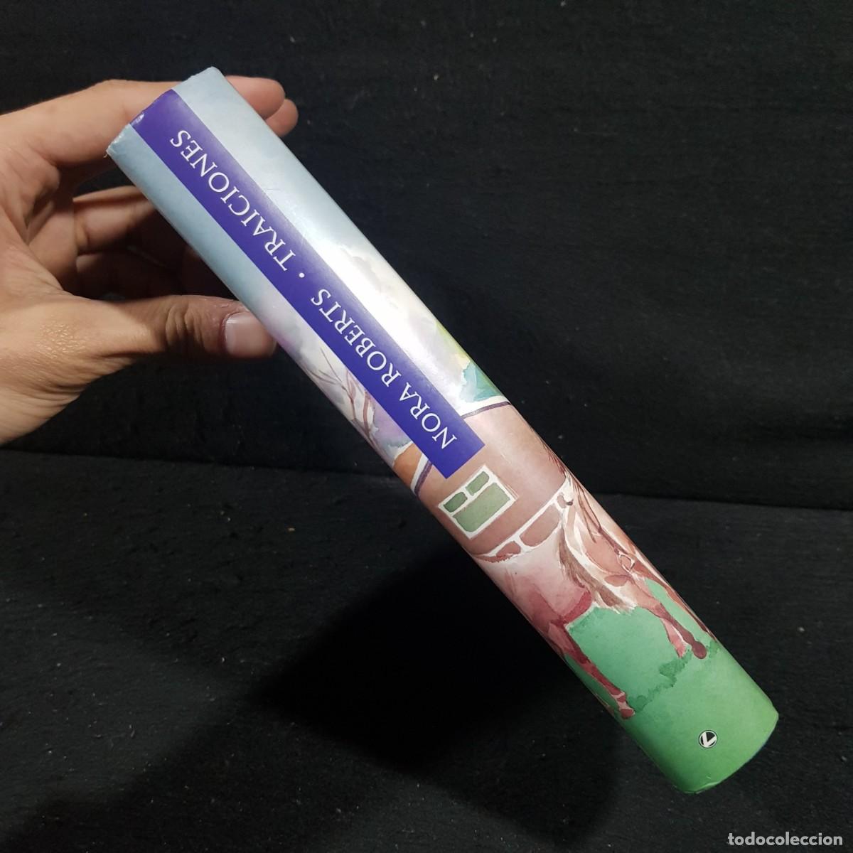 Libros de segunda mano: TRAICIONES - NORA ROBERTS - C&Iacute;RCULO DE LECTORES / 729 - Foto 3