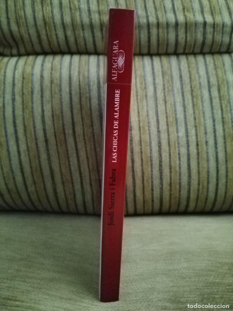 Libros de segunda mano: LAS CHICAS DE ALAMBRE - Foto 2
