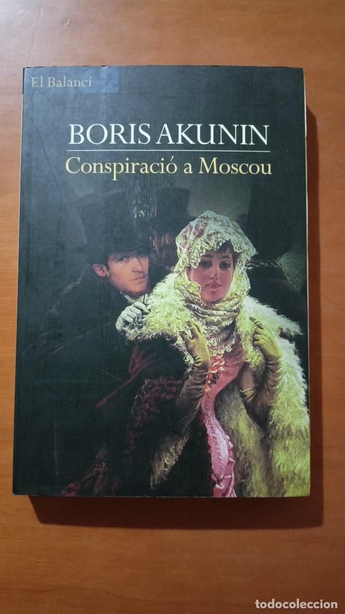 Libros de segunda mano: Conspiraci&oacute; a Moscou - Boris Akunin - en catal&agrave; - Foto 1