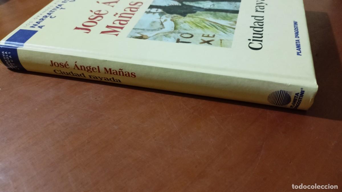 Libros de segunda mano: Ciudad rayada - Jos&eacute; &Aacute;ngel Ma&ntilde;as - Foto 6