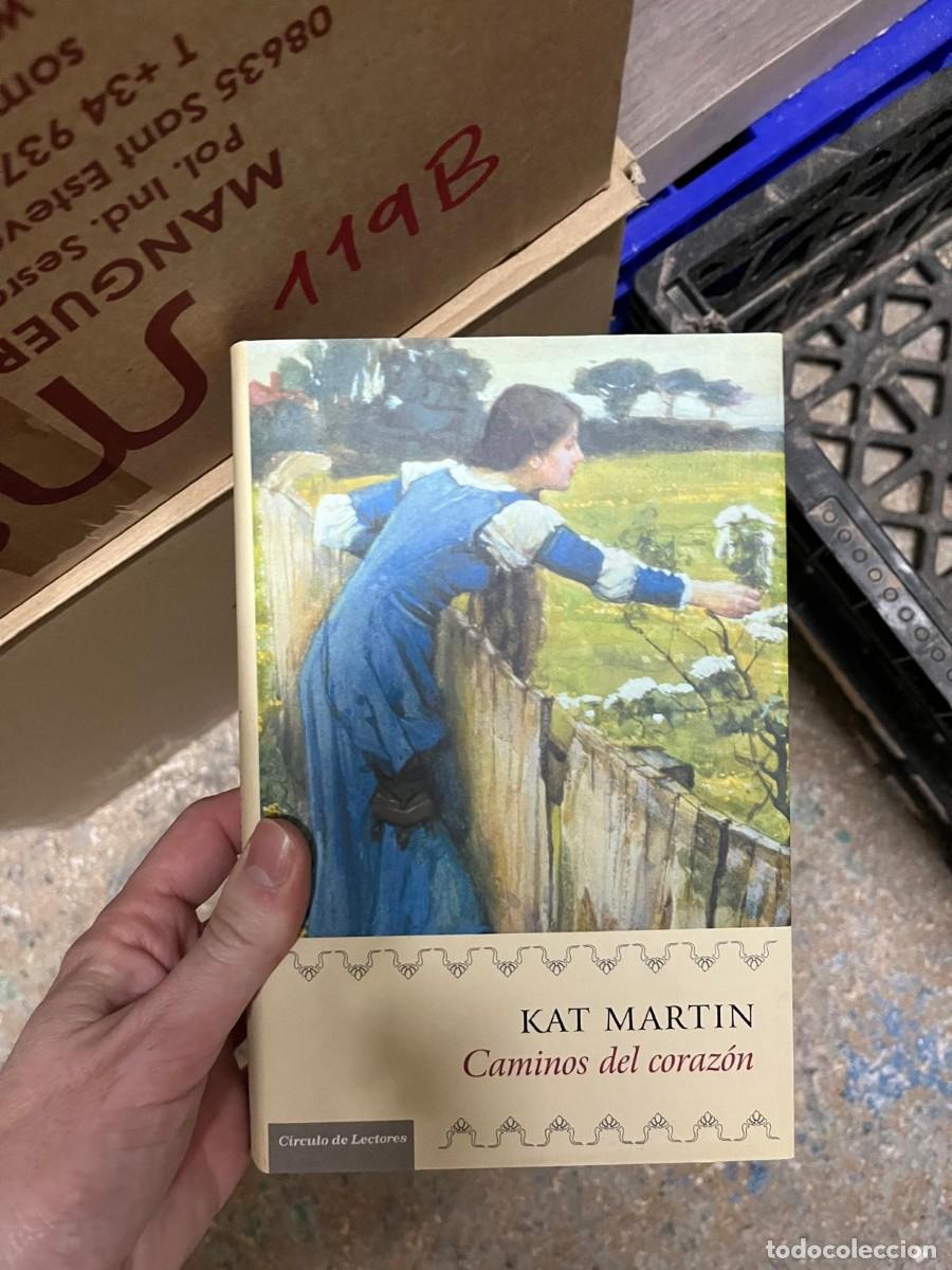 Libros de segunda mano: 119B KAT MARTIN, CAMINOS DEL CORAZON - Foto 1