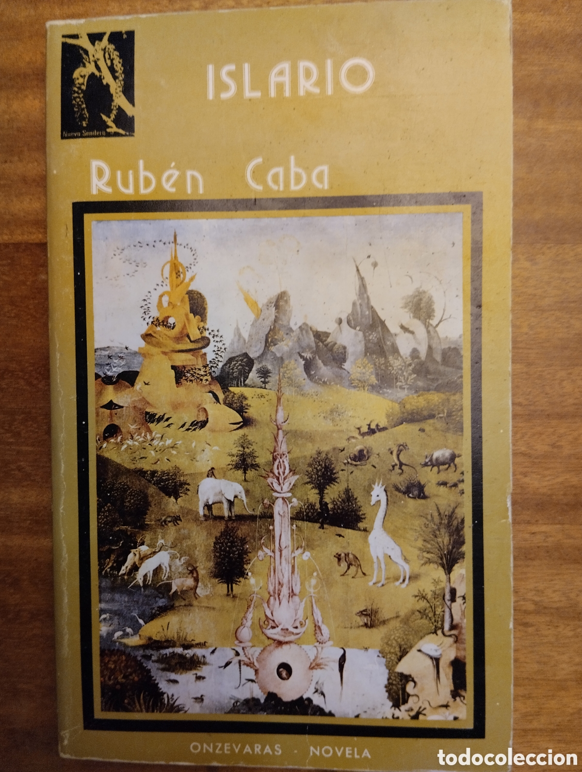 Libros de segunda mano: Islario, Rub&eacute;n Caba, - Foto 1