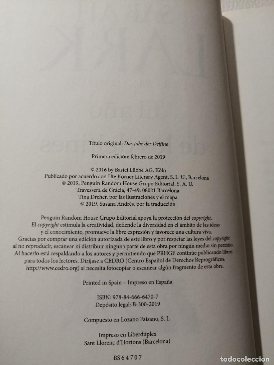 Libros de segunda mano: El a&ntilde;o de los delfines (Sarah Lark) - Foto 3