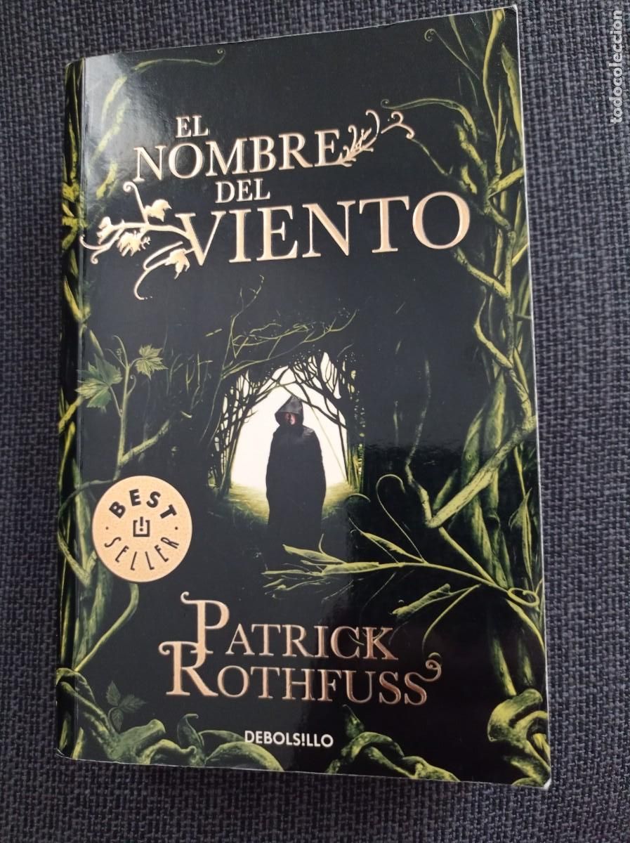Libros de segunda mano: Libro El nombre del viento. Patrick Rothfuss. Debolsillo 2011. - Foto 1