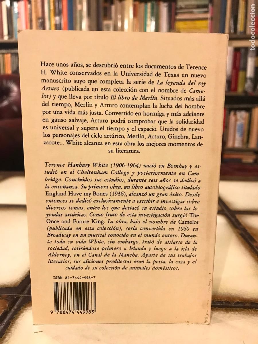 Libros de segunda mano: El libro de Merl&iacute;n. Terence H. White. - Foto 2