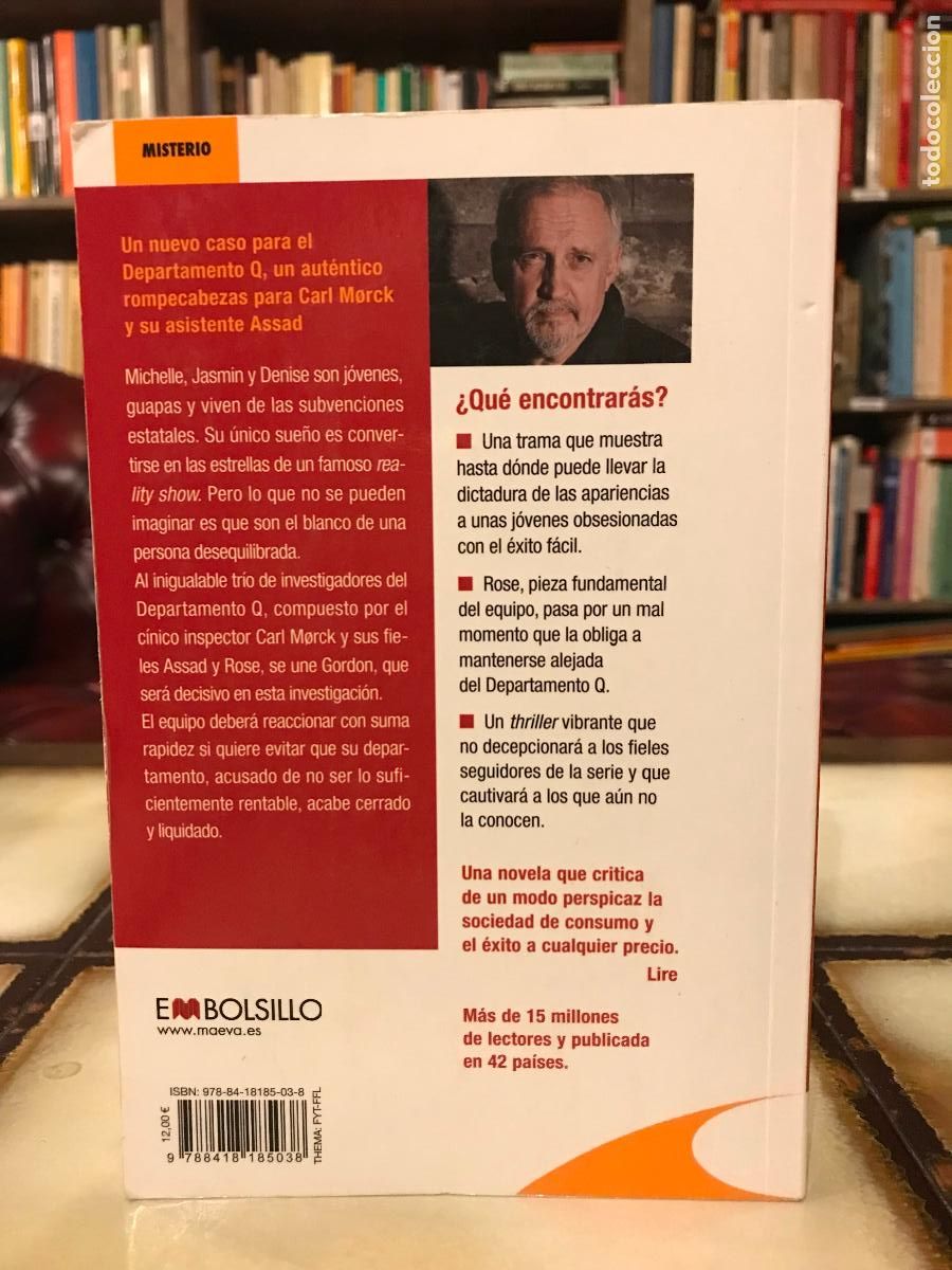 Libros de segunda mano: Selfies. Jussi Adler-Olsen. - Foto 2