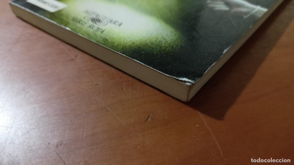 Libros de segunda mano: La espada y la rosa - Antonio Mart&iacute;nez Mench&eacute;n - Foto 3