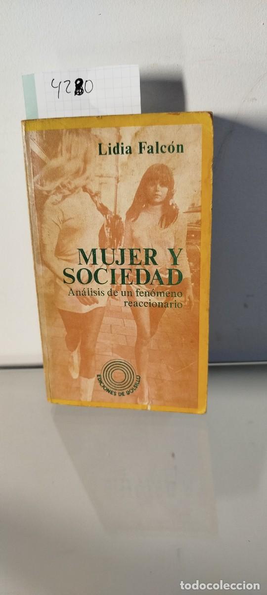 Libros de segunda mano: MUJER Y SOCIEDAD - Foto 1