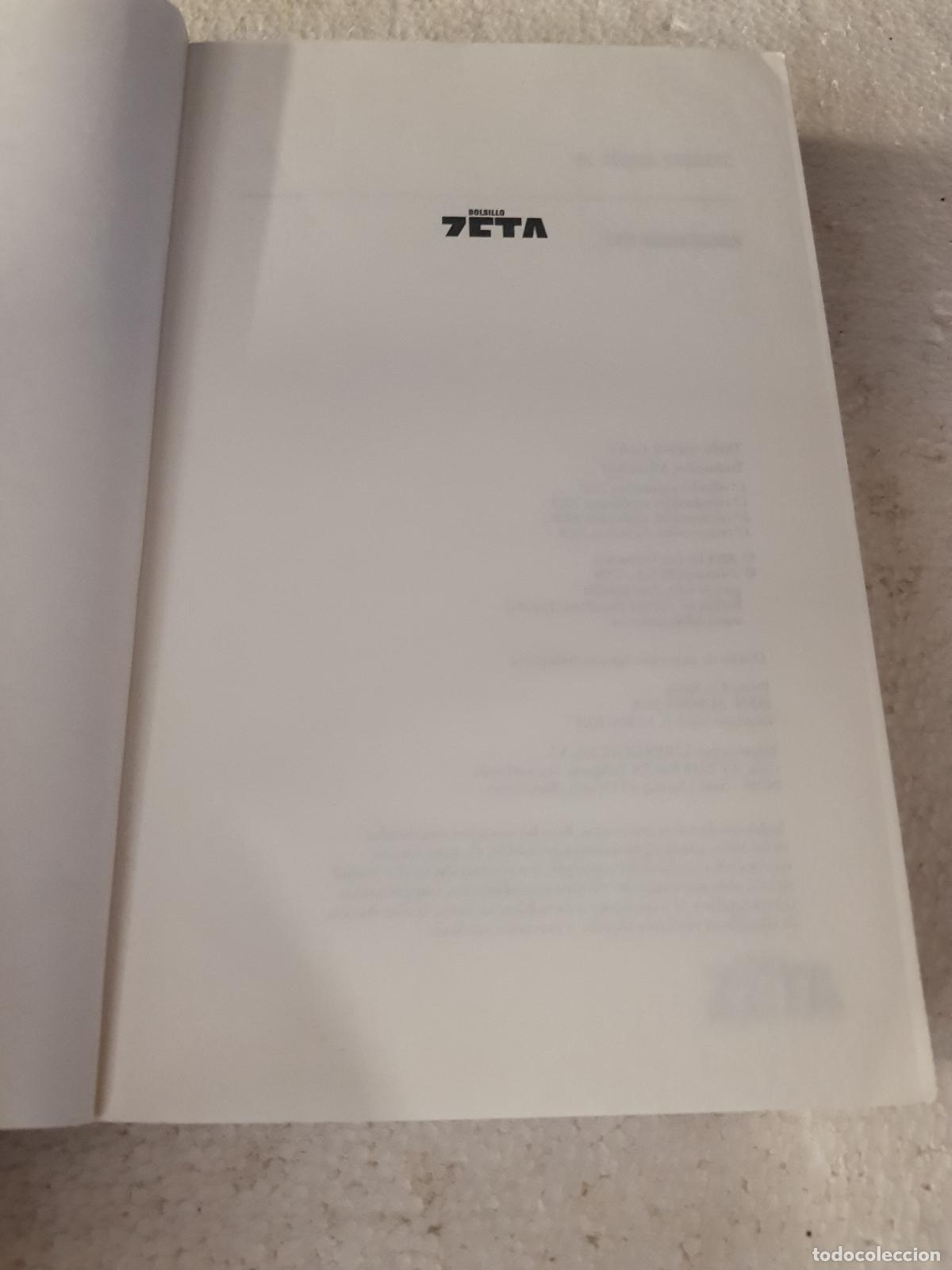 Libros de segunda mano: El c&oacute;dice secreto - Lev Grossman - Foto 3