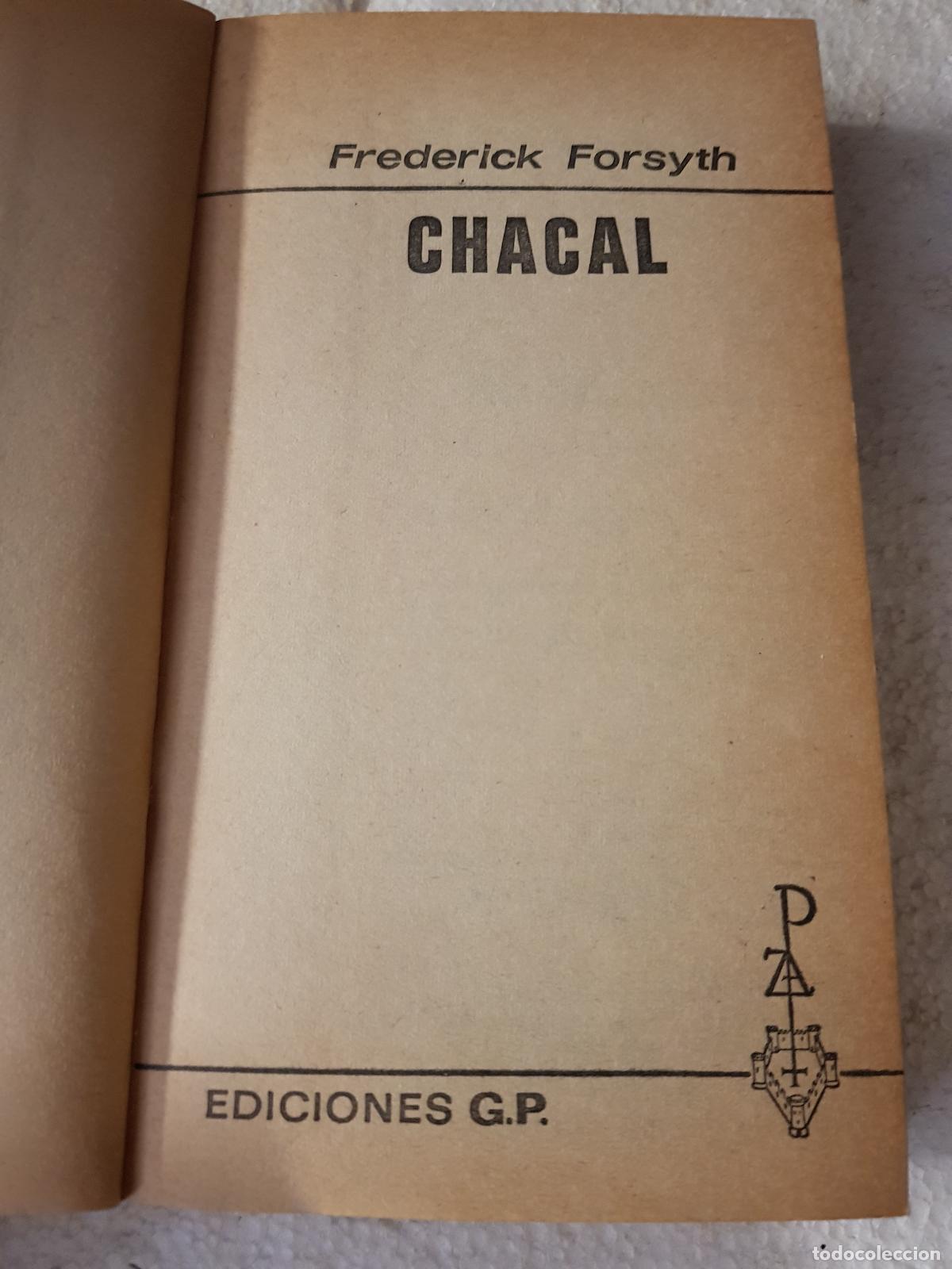 Libros de segunda mano: Chacal - Frederick Forsyth - Foto 2