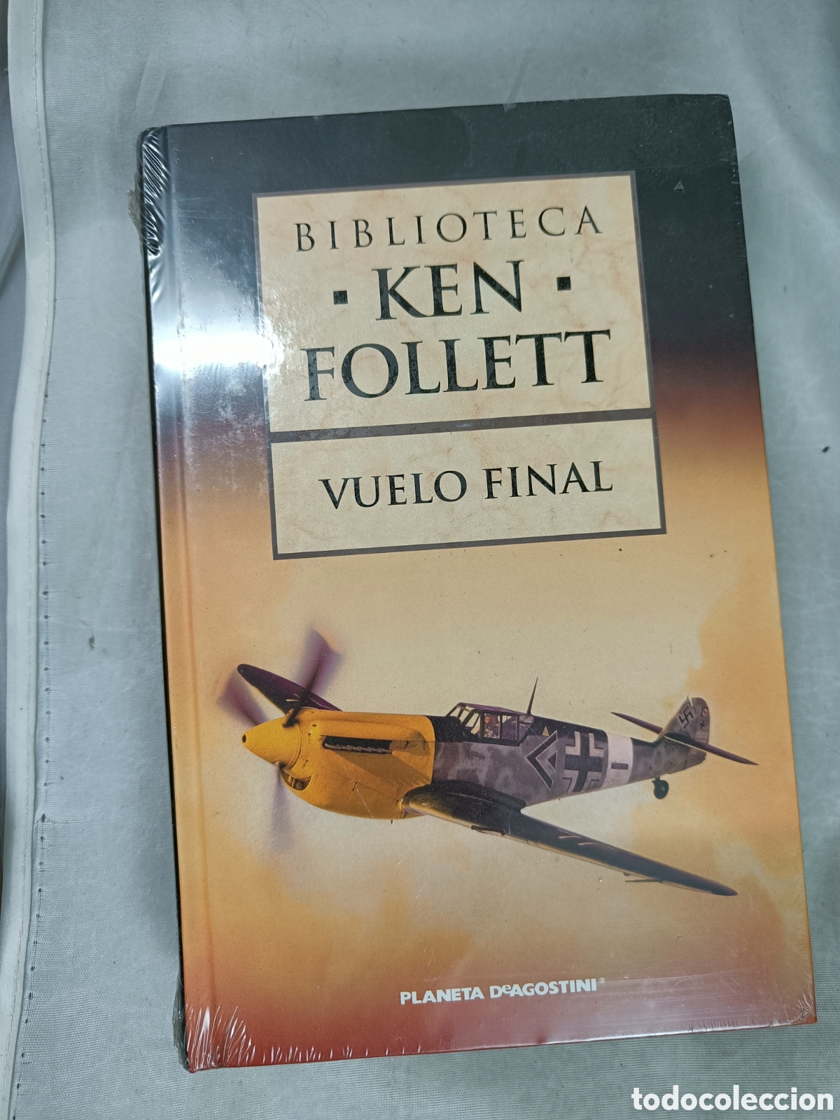 Libros de segunda mano: VUELO FINAL. KEN FOLLETT - Foto 1