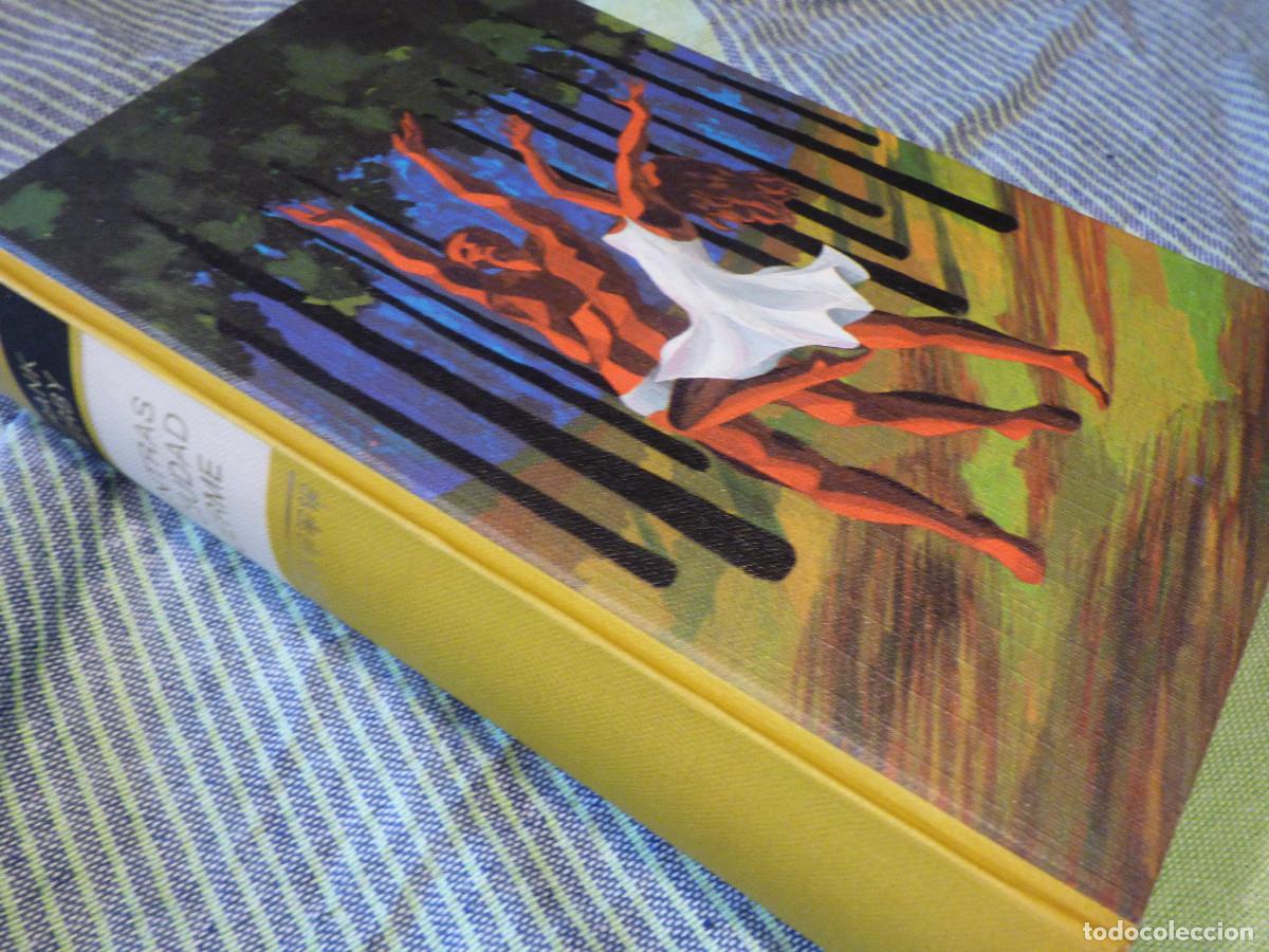 Libros de segunda mano: Mientras la ciudad duerme. - Foto 1