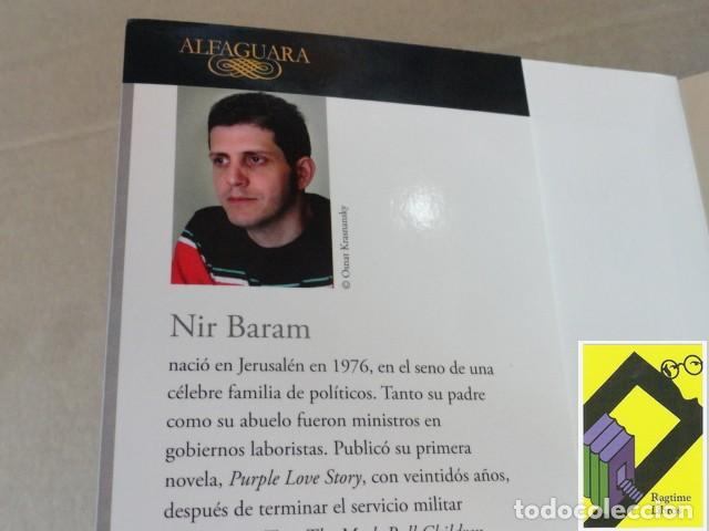 Libros de segunda mano: BARAM, Nir: Al final de la noche - Foto 2