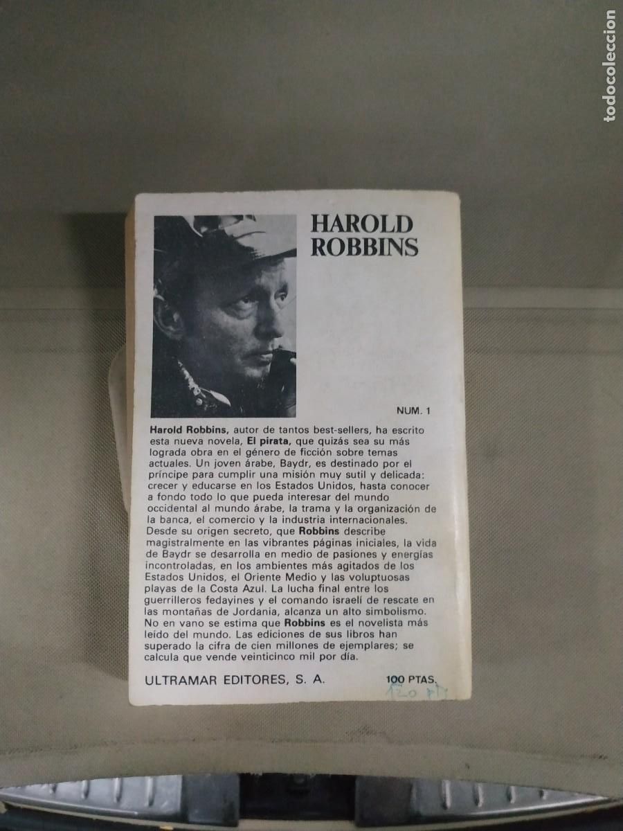 Libros de segunda mano: El pirata - Harold Robbins. Ultramar - Foto 2