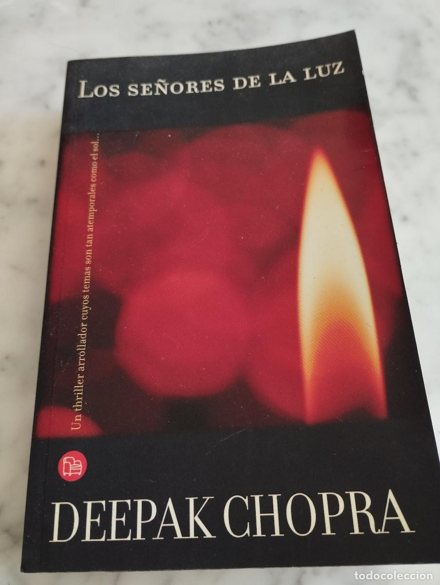 Libros de segunda mano: LOS SE&Ntilde;ORES DE LA LUZ - DEEPAK CHOPRA - - Foto 1