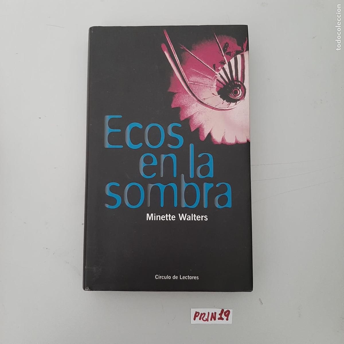 Libros de segunda mano: Libro ecos en la sombra - Foto 1