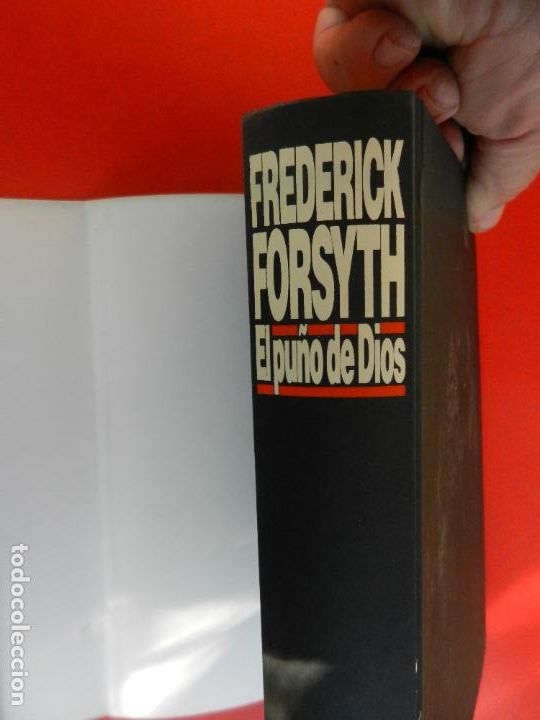 Libros de segunda mano: EL PU&Ntilde;O DE DIOS - FREDERICK FORSYTH - Foto 2