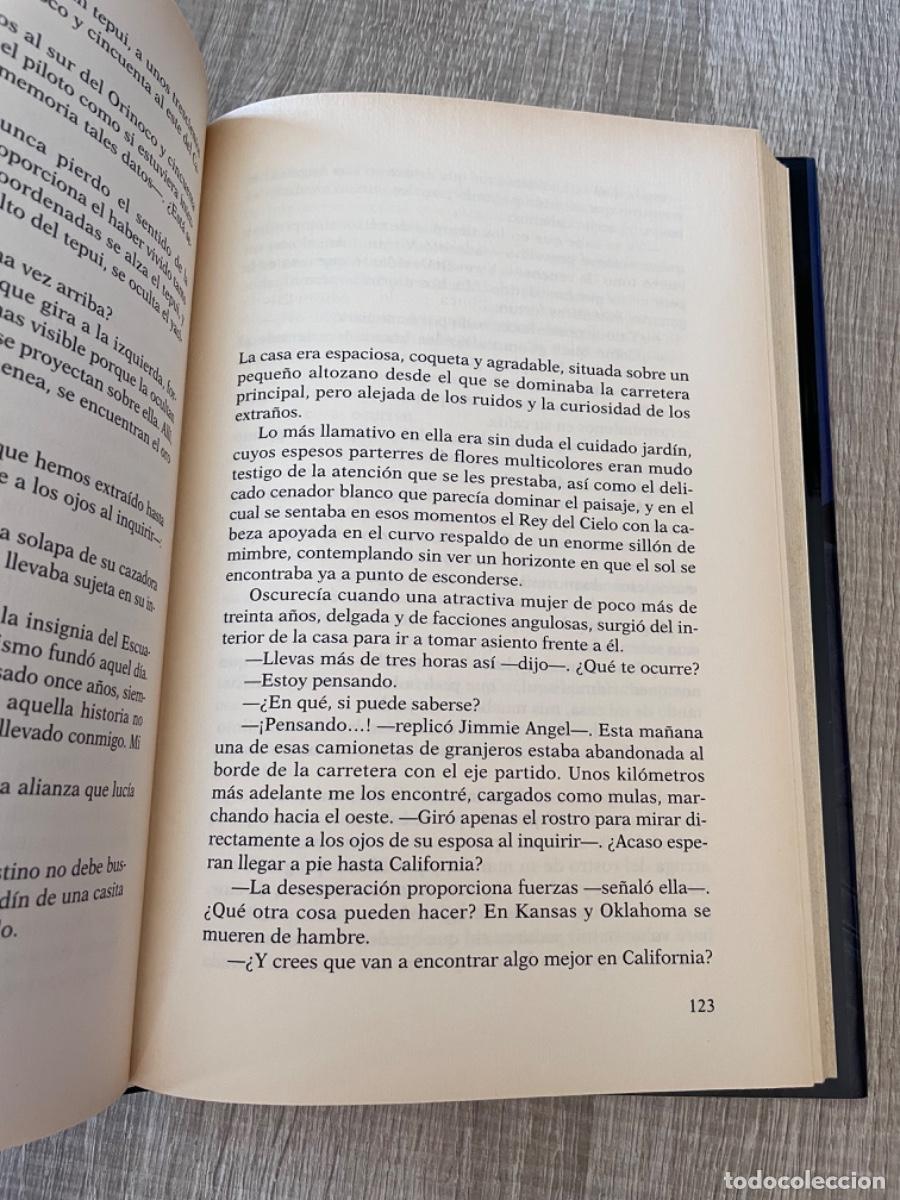 Libros de segunda mano: Libro &rdquo;&Iacute;caro&rdquo; de Alberto V&aacute;zquez-Figueroa. - Foto 2