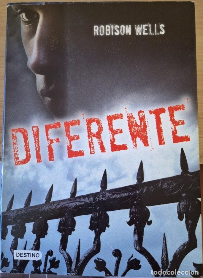 Libros de segunda mano: DIFERENTE. - WELLS, Robison. - Foto 1