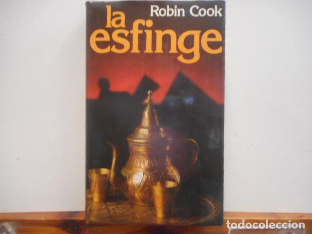 Libros de segunda mano: LA ESFINGE. ROBIN COOK. C&Iacute;RCULO DE LECTORES. - Foto 1
