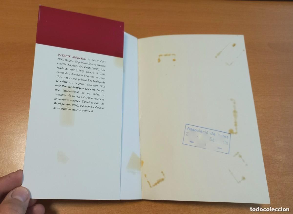 Libros de segunda mano: Patrick Modiano - Diumenges dagost - Columna - Foto 3