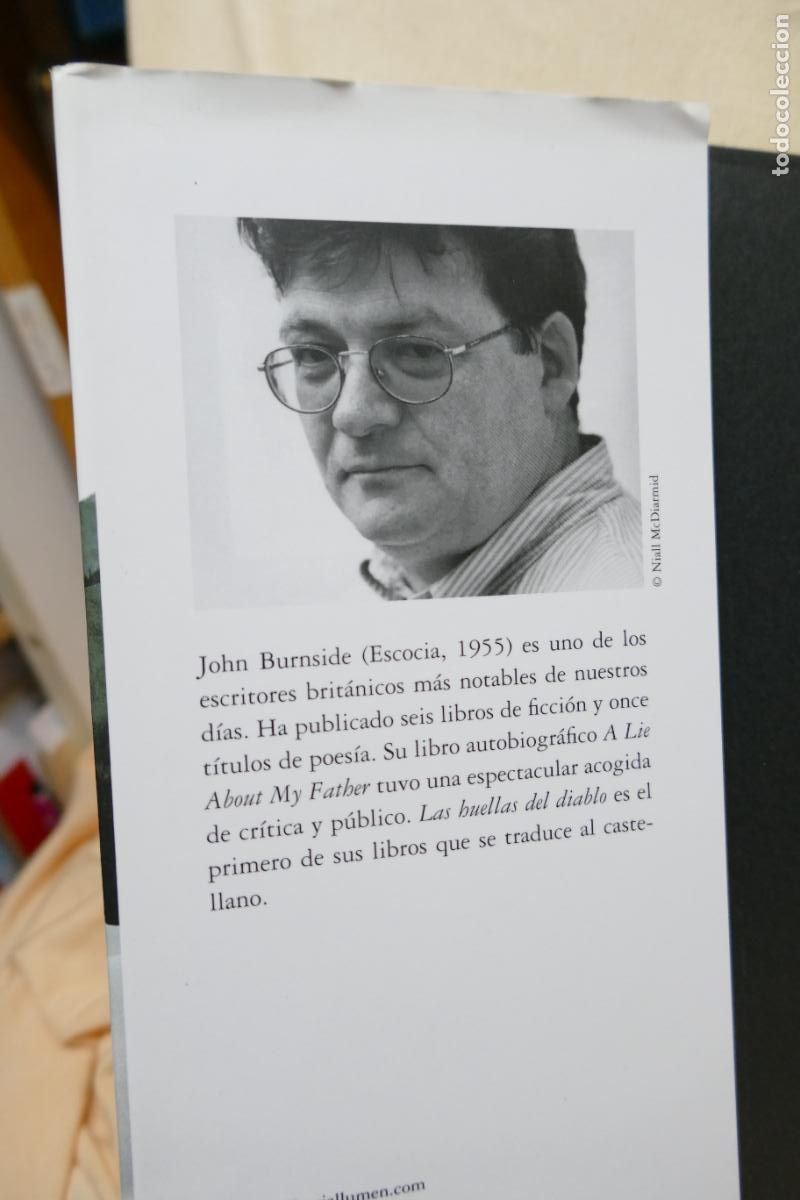 Libros de segunda mano: Las huellas del diablo - John Burnside - Foto 4