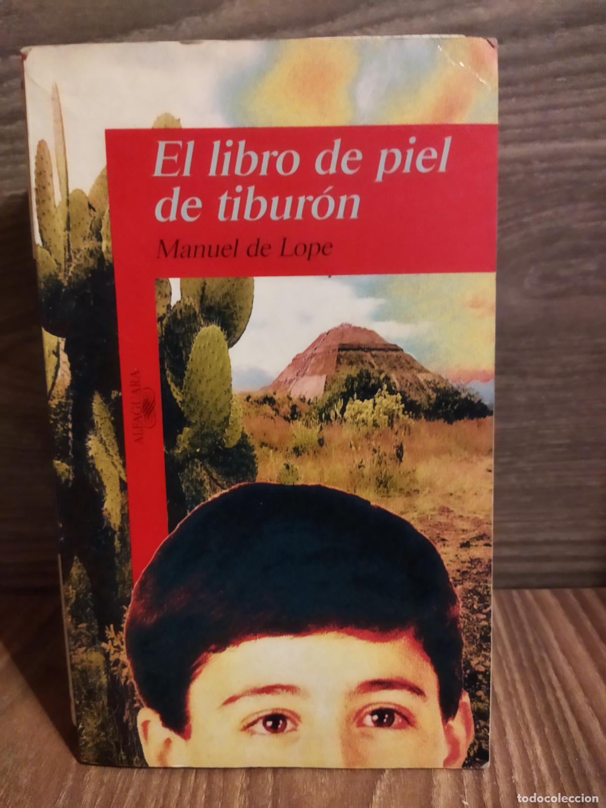Libros de segunda mano: El libro de piel de tibur&oacute;n - Foto 1