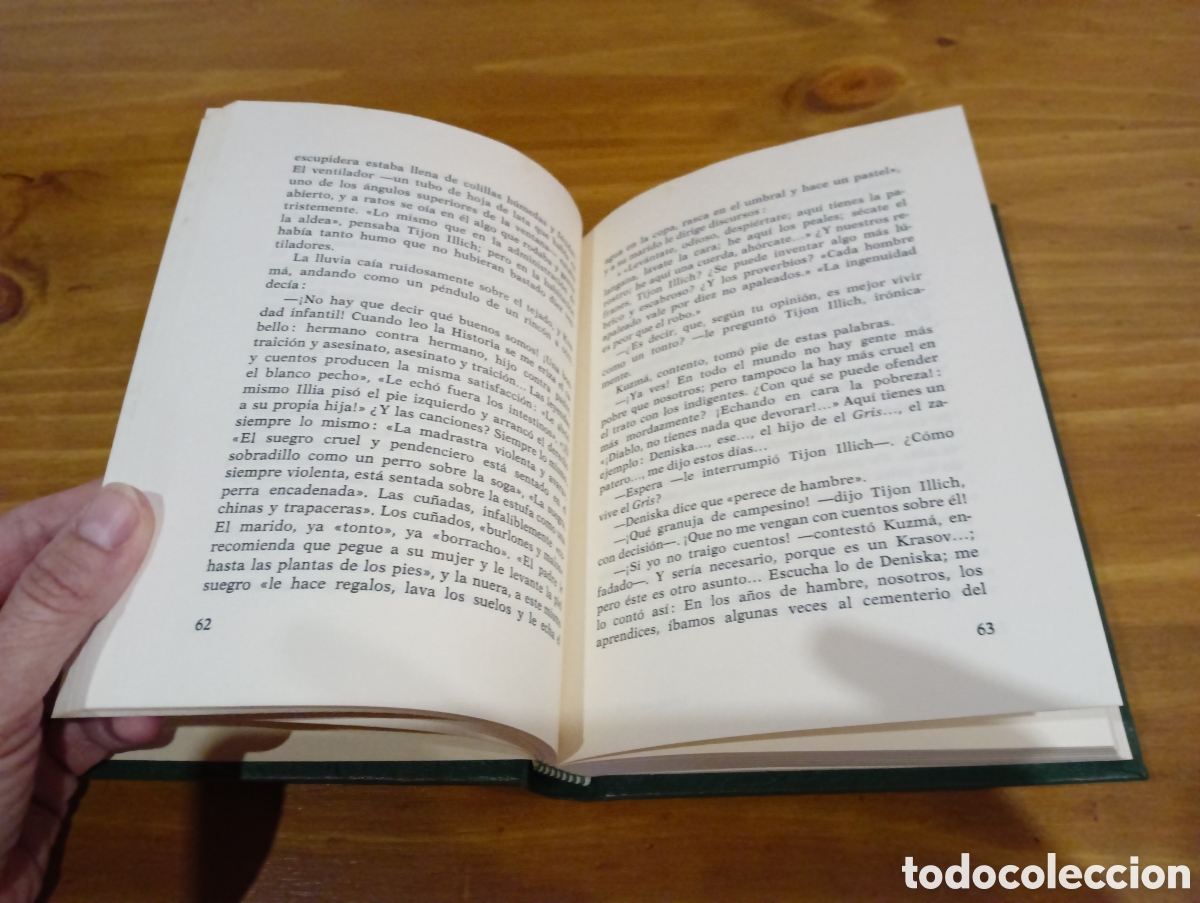 Libros de segunda mano: Una aldea Iv&aacute;n Alexeieevich Bunin - Foto 3