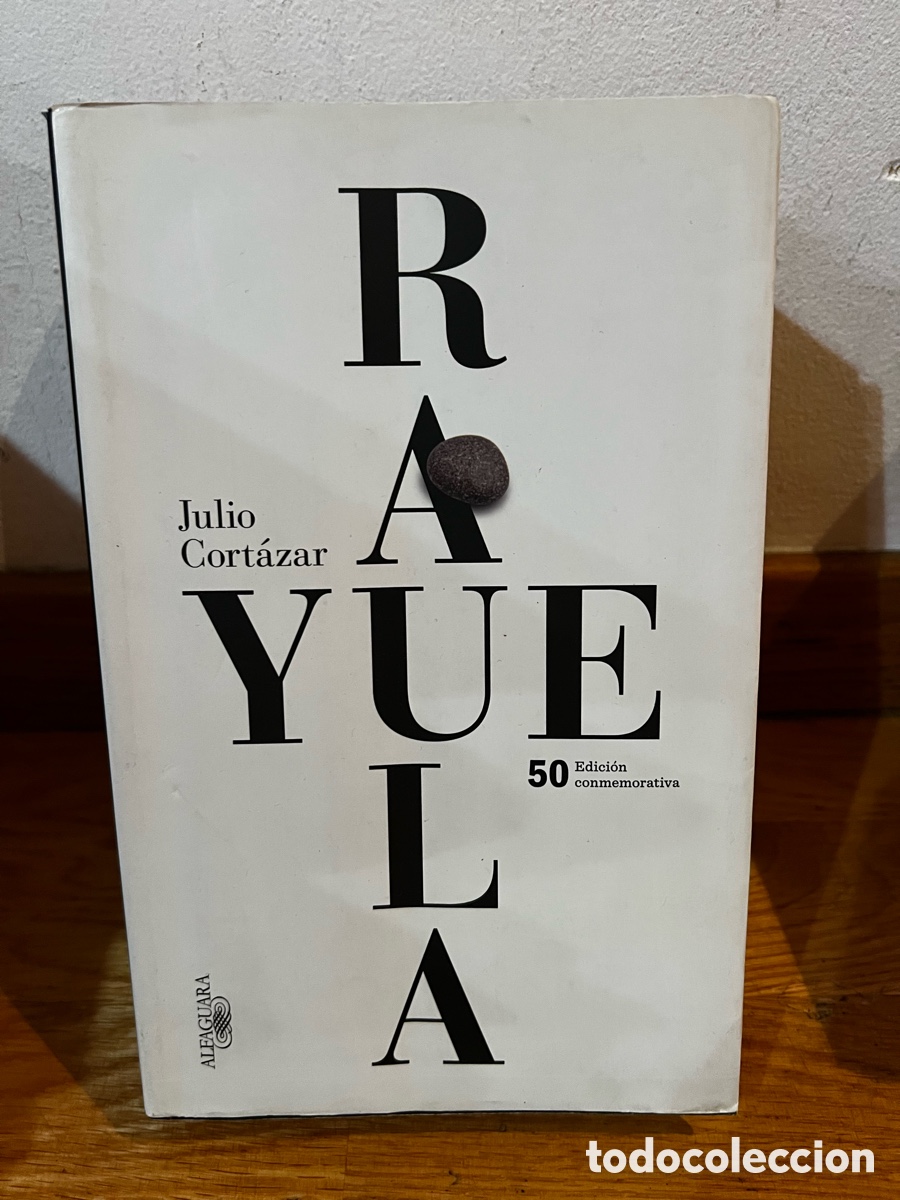 Libros de segunda mano: Julio Cort&aacute;zar Rayuela - Foto 1