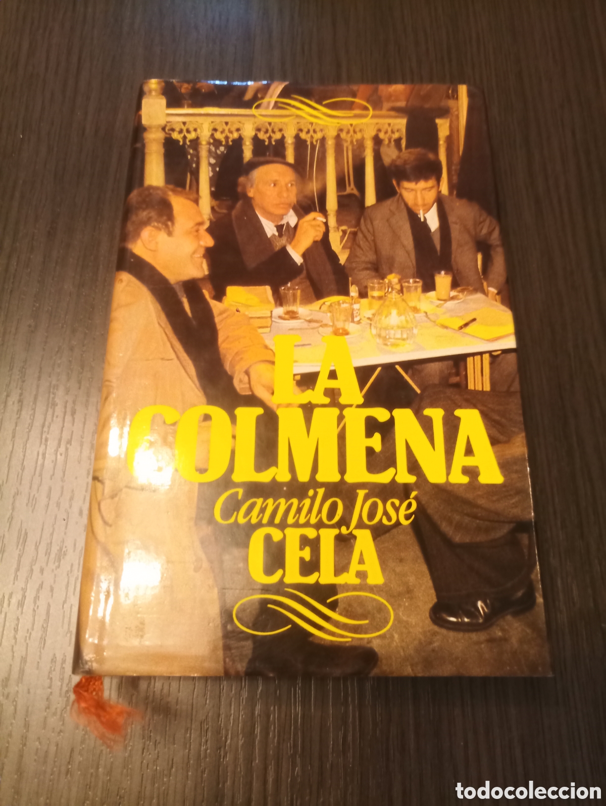 Libros de segunda mano: Antiguo libro LA COLMENA de Camilo Jos&eacute; Cela - Foto 1