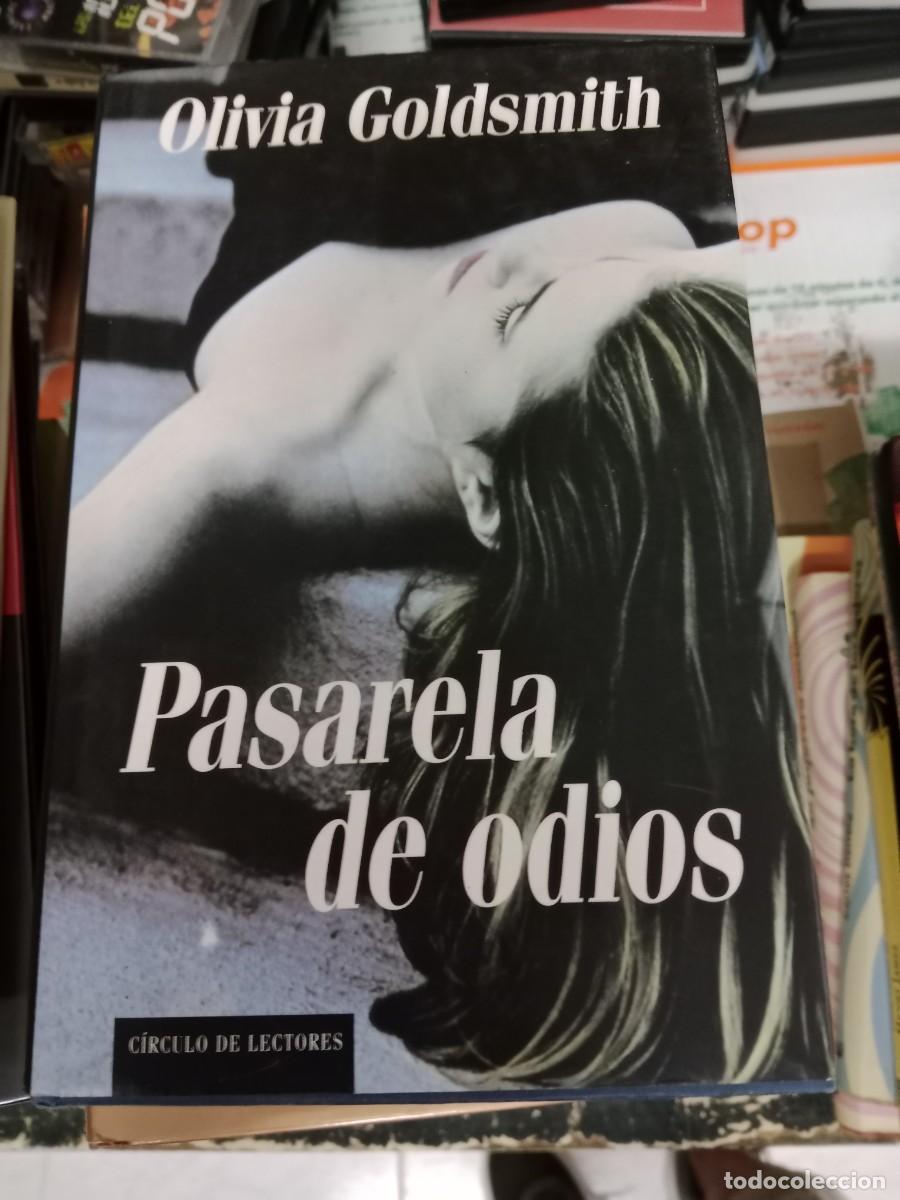 Libros de segunda mano: B-01 LIBRO pasarela de odios olivia goldsmith - Foto 1