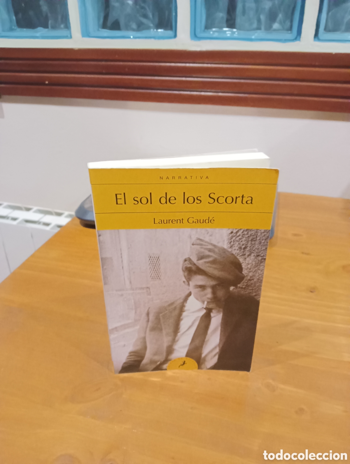 Libros de segunda mano: El sol de los Scorta. Laurent Gaud&egrave;. - Foto 5