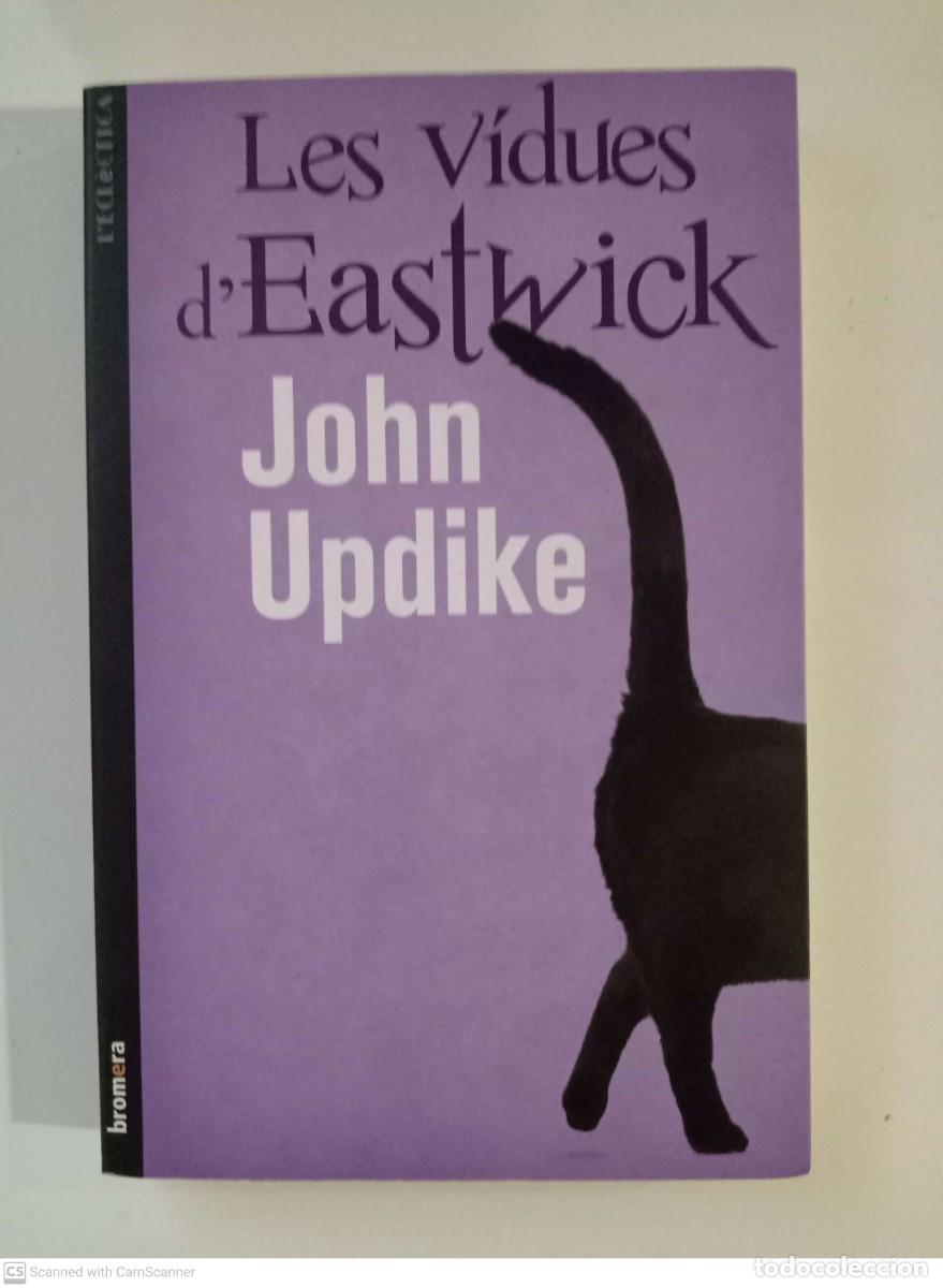 Libros de segunda mano: Les v&iacute;dues dEastwick [John Updike] - Foto 1
