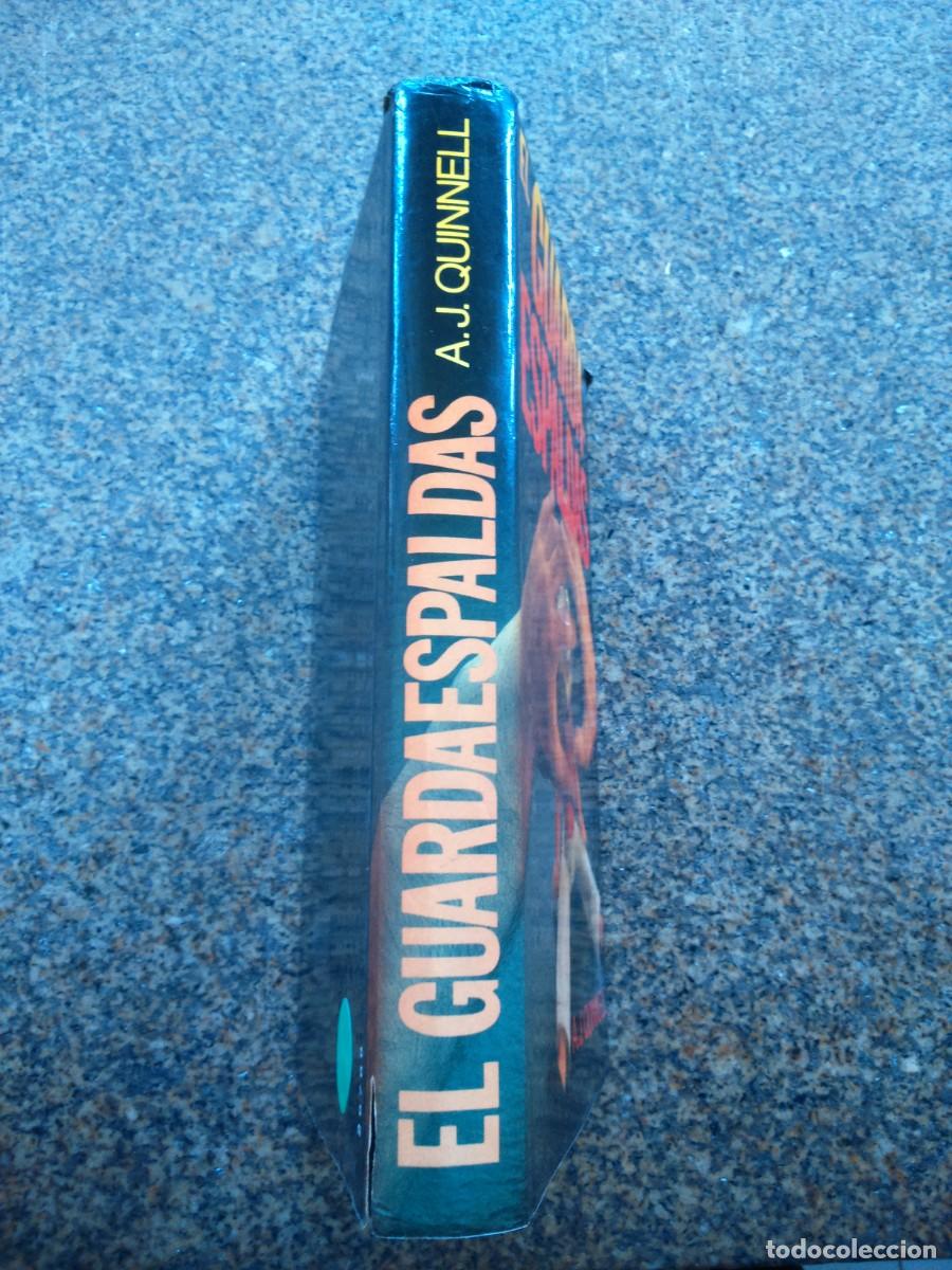 Libros de segunda mano: EL GUARDAESPLADAS -- A. J. QUINNELL -- CIRCULO -- - Foto 3