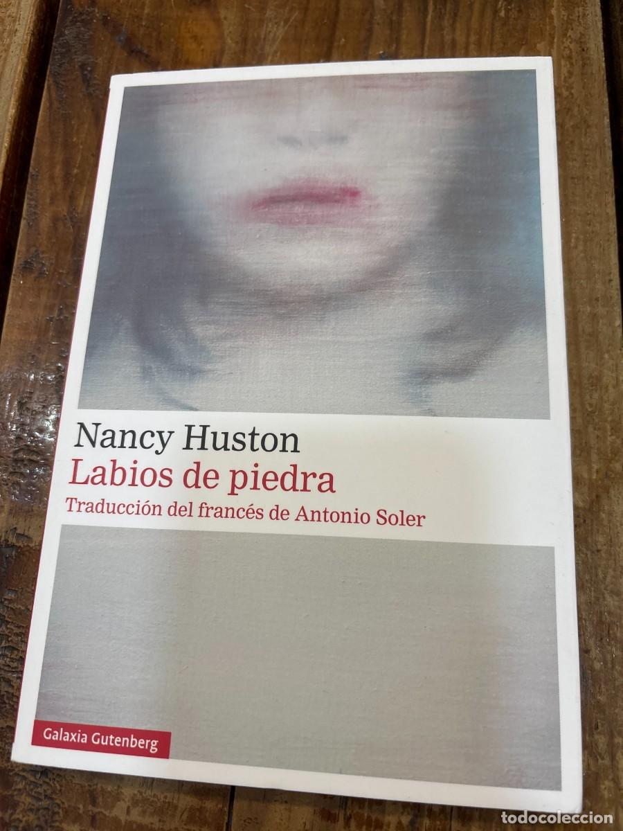 Libros de segunda mano: Labios de piedra Huston, Nancy - Foto 1