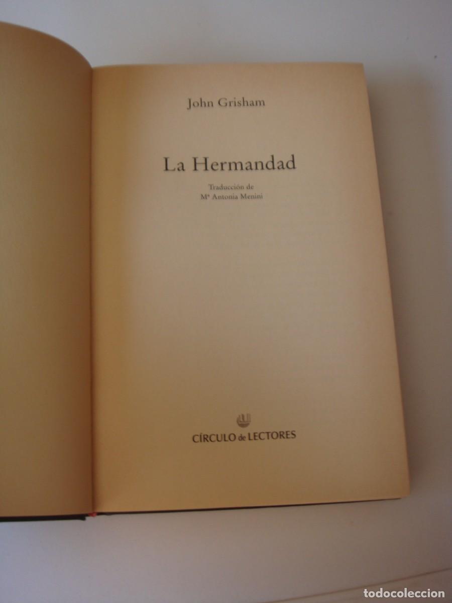 Libros de segunda mano: LA HERMANDAD JOHN GRISHAM - Foto 2