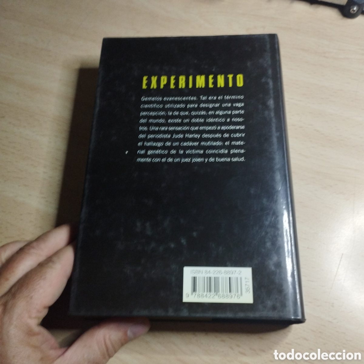 Libros de segunda mano: Experimento. John Darnton. Circulo de lectores - Foto 2