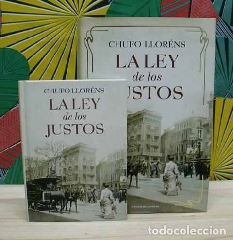 Libros de segunda mano: Libro La Ley de los Justos - Chufo Llor&eacute;ns - C&iacute;rculo Lectores + Libreta - Foto 1