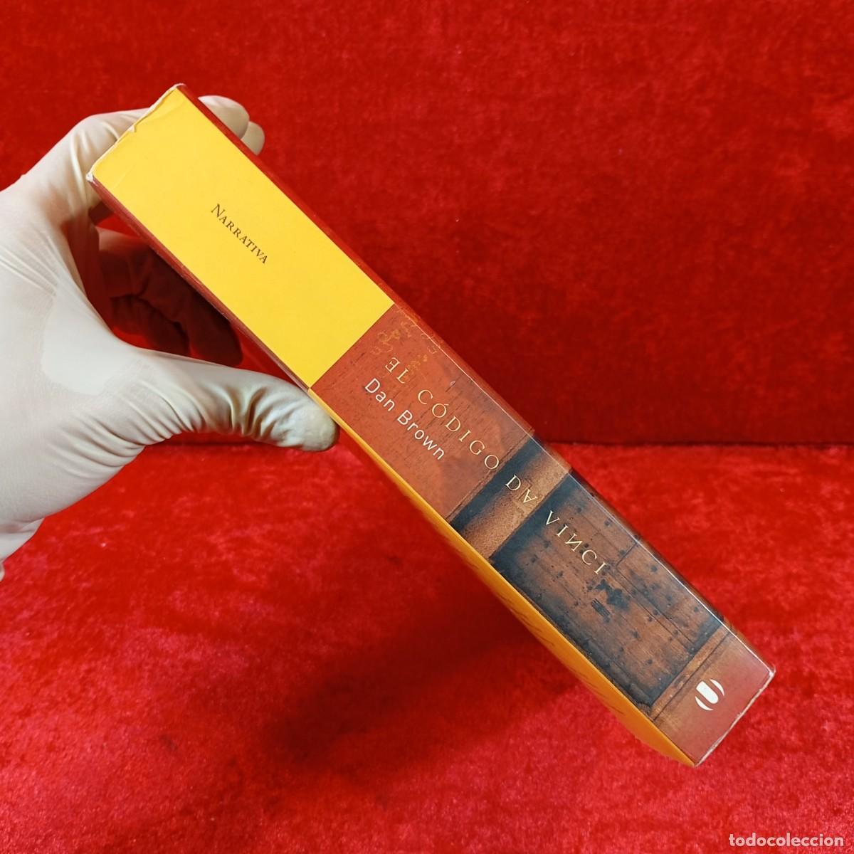 Libros de segunda mano: EL C&Oacute;DIGO DA VINCI - DAN BROWN - UMBRIEL - 2003 / 20.047 - Foto 3