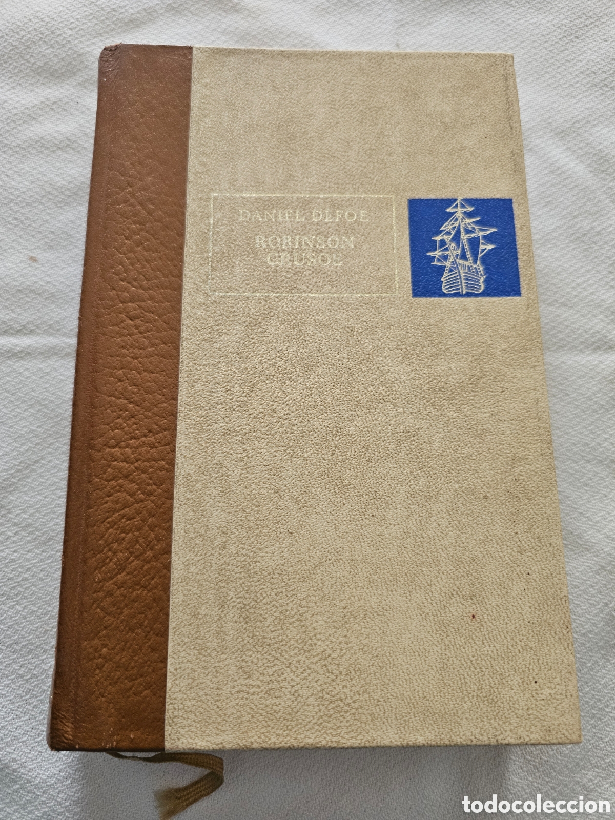 Libros de segunda mano: DANIEL DEFOE - ROBINSON CRUSOE - - Foto 1