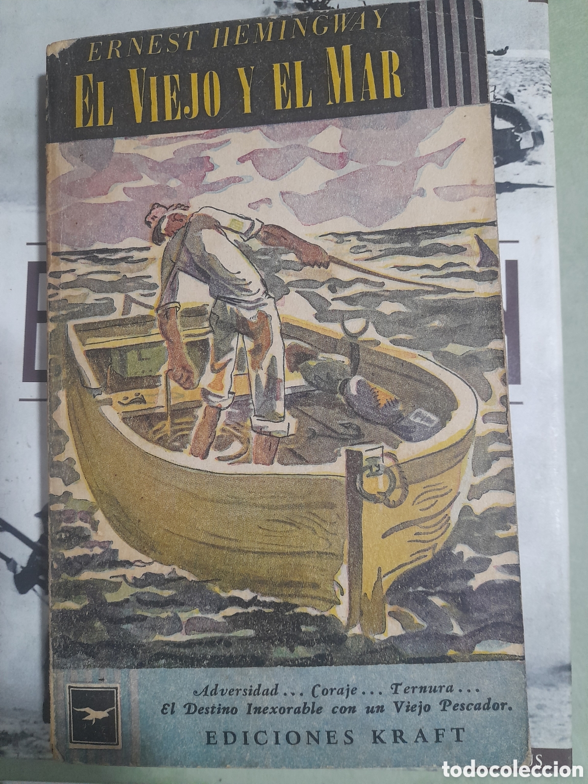 Libros de segunda mano: ERNEST HEMINGWAY El viejo y el Mar - Foto 1